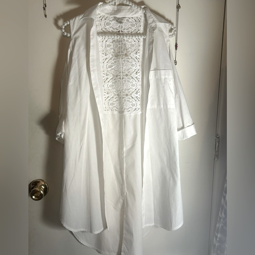 White  Lace Button Up top with cut out shoulders size XS